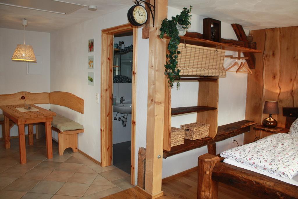 Am Ruebenkeller Bed and Breakfast Binzenbach Rum bild